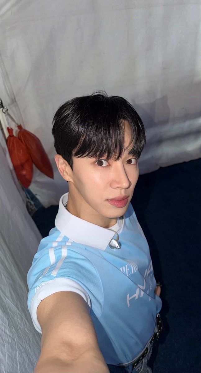 gttkinsta0000's tweet photo. 260519 기광이 공지채널💚  

💚 한양대 에리카에서 열심히 사진을 찍어보았어요 좋아해주시면 좋겠네요

💚 모두모두 기분 좋은 밤 되어야해요🩵

#이기광 #기광 #LEEGIKWANG #GIKWANG @900_330 https://t.co/SF2O2ngHet