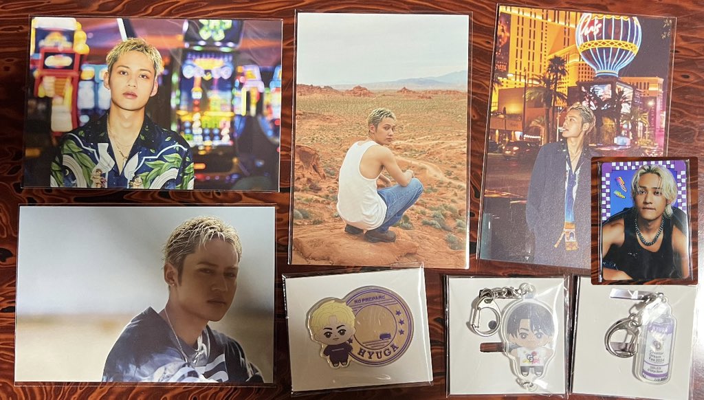 _monster07_'s tweet photo. グッズ整理したのでお譲りします。
譲:画像参照
求:買取、❤️関連
 #コムドットグッズ  #交換 #買取 https://t.co/2b6QPWbozp