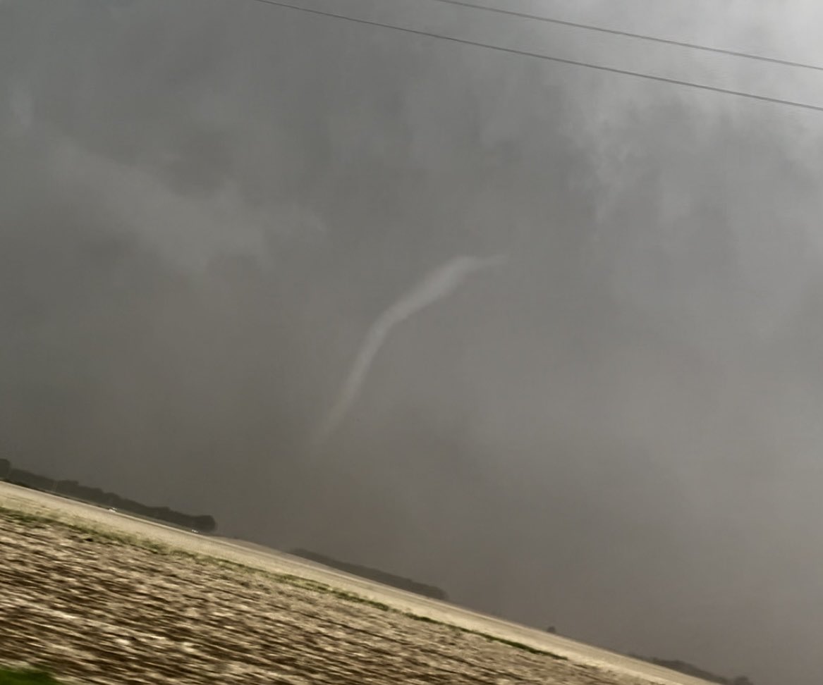 itsradpanda's tweet photo. iowa/nebraska chase highlights - 5/16-5/17 https://t.co/l4efWqni8h