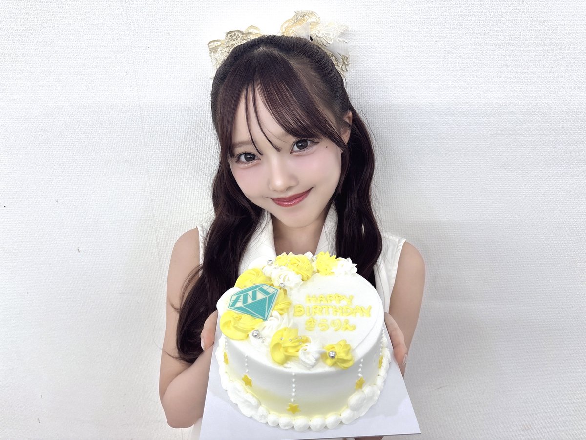ochiai_kirari's tweet photo. 生誕祭ありがとうございました‼︎

大好きなみんなにお祝いしてもらえる
この時間がなによりもプレゼント(>_<)💛
めちゃくちゃ幸せだったああああ

本当にありがとう!ラブだよーーーーっ!! https://t.co/9Cw2fXV1Bo