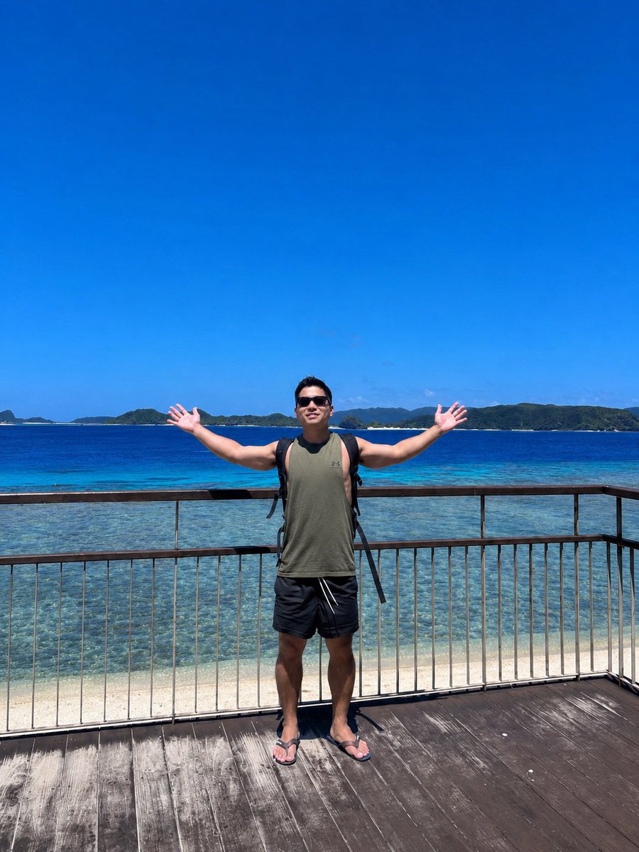 gxtk97's tweet photo. 沖縄の海ほんまにサイコー✌🏽 https://t.co/F78JOjcvS2