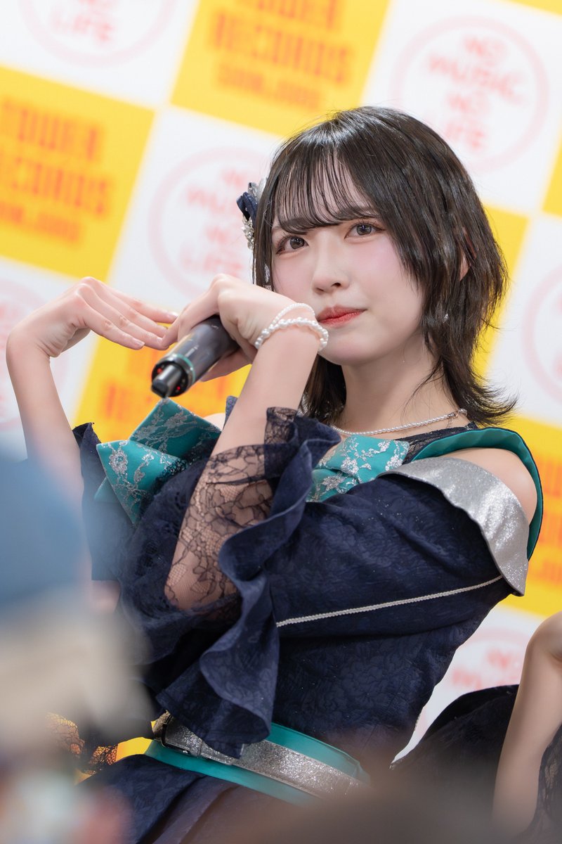 ArLivePhoto's tweet photo. 2026.05.16 タワーレコード新宿店
#ラフラフ
『Yondanda』 リリースイベント
永松波留 さん（@nagamatsu_haru）

#ラフラフリリイベ https://t.co/eb9jVxRqCo