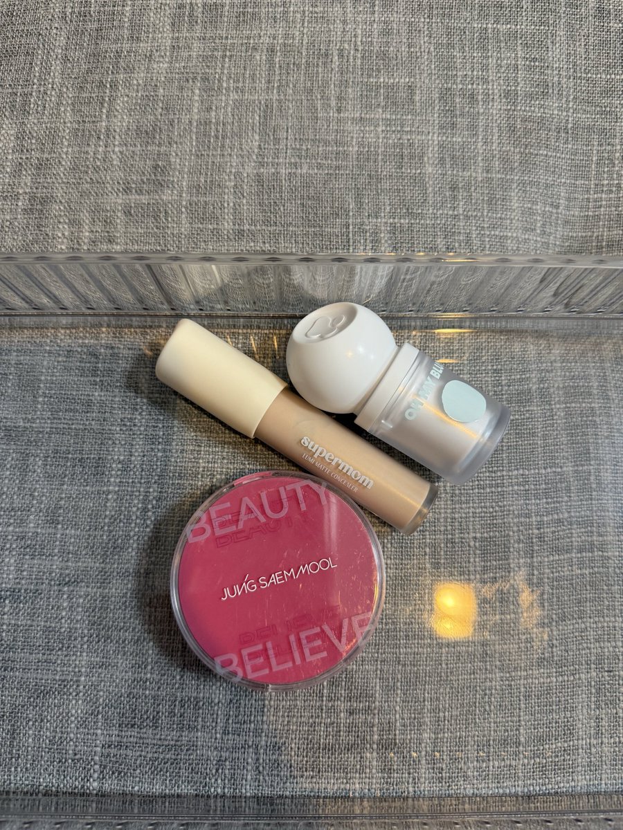 ifoundcutething's tweet photo. เหมาๆชิ้นละ 100 ค่ะ🫪🫪
- คอนซิลเลอร์ Supermom 19 - 50%
- บลัช jungsaemool plop berry
Oh my dot 02 cloud blue

ค่าส่ง 30 ไม่บวกเพิ่ม 📮

#ส่งต่อคสอ #ส่งต่อคสอมือ2 #คสอมือสอง #ส่งต่อเครื่องสำอาง #ส่งต่อเครื่องสําอางมือสอง #dasique #hince #redchamber #jungseammool #bwb https://t.co/pmzpRBpc6N