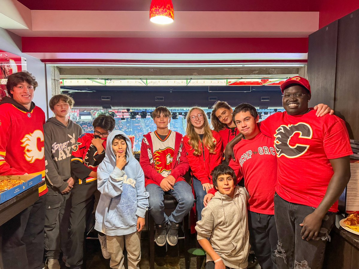 FlamesFdn's tweet photo. Snapshots from Huby's Hangout this past season ❤️

Jonathan Huberdeau launched this program when he arrived in Calgary, purchasing a suite each season and inviting charities and organizations to take in Flames games! https://t.co/cbIuPgceR7