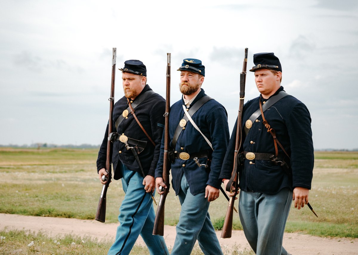 FortLarnedNPS's tweet photo. We are boldly marching through this week in eager anticipation of this weekend’s event, and we hope you’ll join us! Come for one day or all three as we have some awesome programs lined up as well as ongoing living history demonstrations.
Photo by Joel F. Carberry https://t.co/BlLOGYWPlY