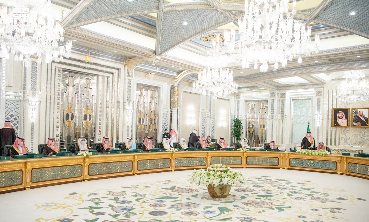 JawalWatani's tweet photo. #مجلس_الوزراء: اكتمال تشغيل المحطات الرئيسة لمشروع "قطار الرياض"؛ يُعدّ امتدادًا للتقدم المتسارع الذي تشهده منظومة النقل العام في العاصمة، وتجسيدًا لمسار تطوير بنية تحتية حضرية متكاملة تسهم في تحسين جودة الحياة، وتنويع وسائط التنقل، وتعزيز الاعتماد على وسائل النقل العام ورفع كفايتها؛ بما يتماشى مع مستهدفات #رؤية_السعودية_2030.