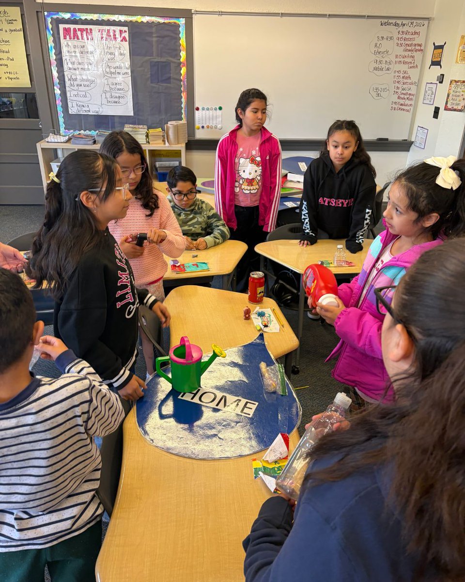 ColumbineES's tweet photo. Third graders learned the forms that water comes in and how it is used in our everyday life. 
#StVrainAdvantage
#StVrainStorm
#PublicSchoolAdvantage
@SVVSDsupt
@KarlaAllenbach https://t.co/AZsTLXusKg