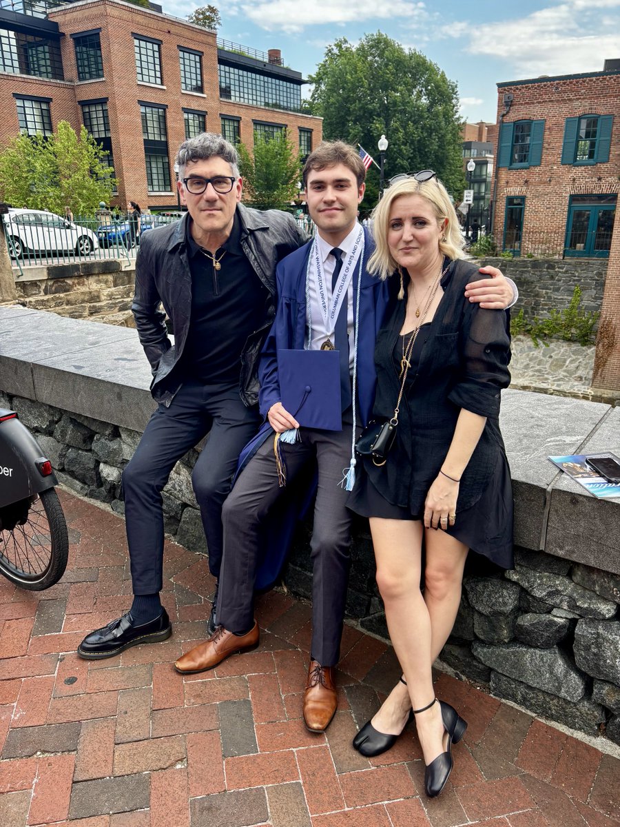 𝐌𝐢𝐭𝐜𝐡 𝐇𝐨𝐫𝐨𝐰𝐢𝐭𝐳 tweet media