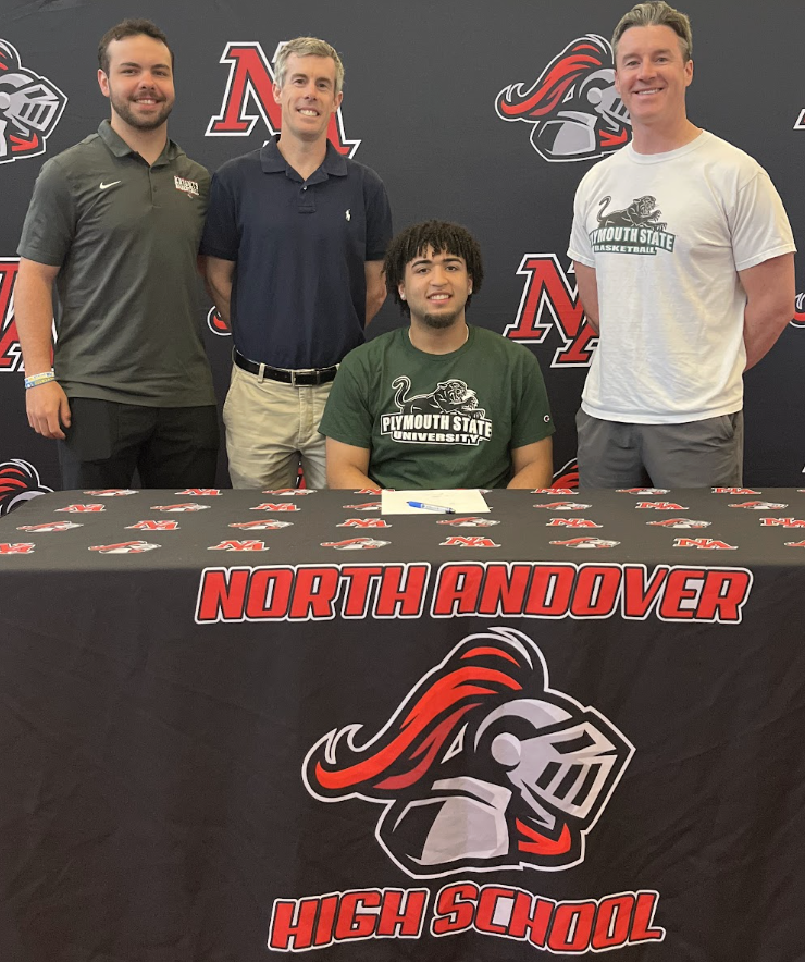 NA_Athletics's tweet photo. Angel Sanchez

Congratulations to Angel, his family, friends and coaches on his commitment to Basketball at Plymouth State University next year!

@JamiePote @DWillisET @MVcreature @BurtTalksSports @Pam_LathropNA