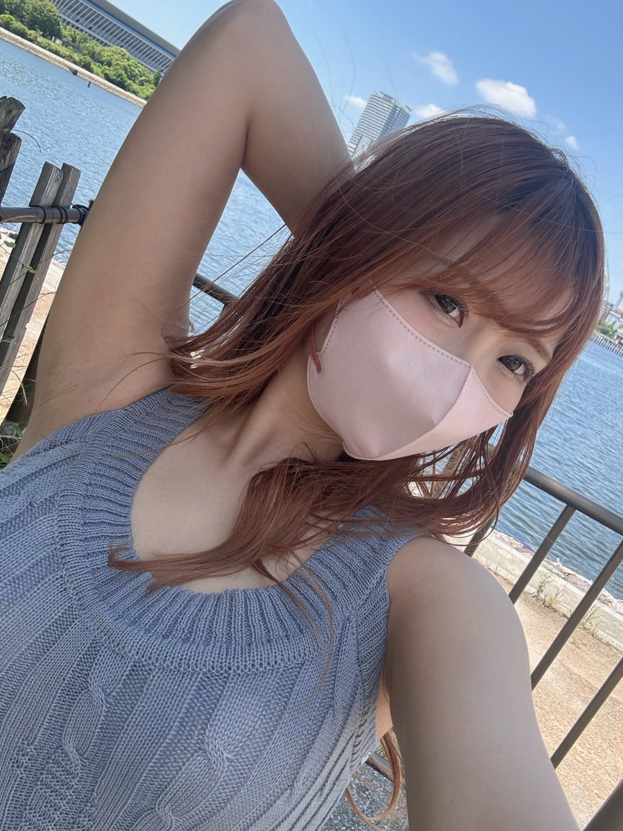 Kiitango5's tweet photo. アラサー女子ですけど
色々持て余してて困ってます…

受け止めてくれる人いますか？？ https://t.co/616kOl0H71