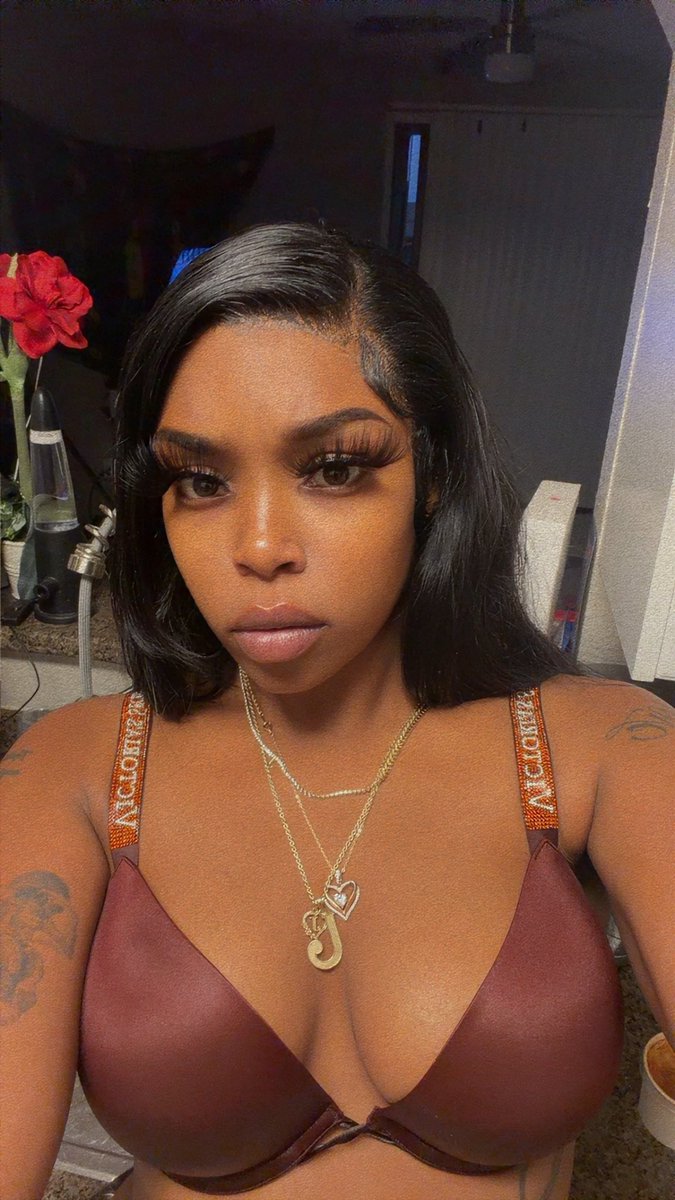 OnlyJheneB tweet media