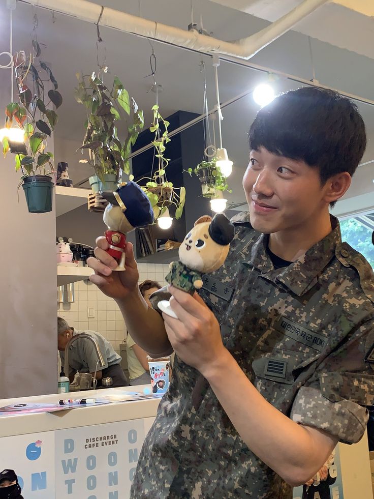 REST.도란 tweet media