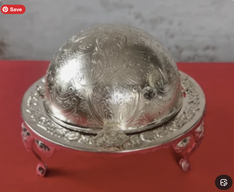 InessaW29's tweet photo. https://t.co/McqfyqLyQh 

 Stylish Gift VINTAGE GLOBE DISH Dome shaped Rotating Lid UK

 #MHHSBD #interior #oldthings #interiordesign #decor #CGArtisans #ukgifthour #RARE #vintage #jewellery #daddydaughter #ShopVintage #VintageFinds #DaddyEnergy https://t.co/O4UafiTUCx
