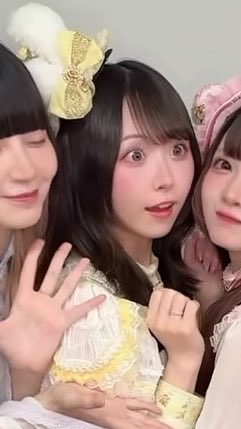 ちょもこ tweet media