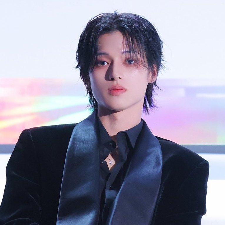 무명 tweet media