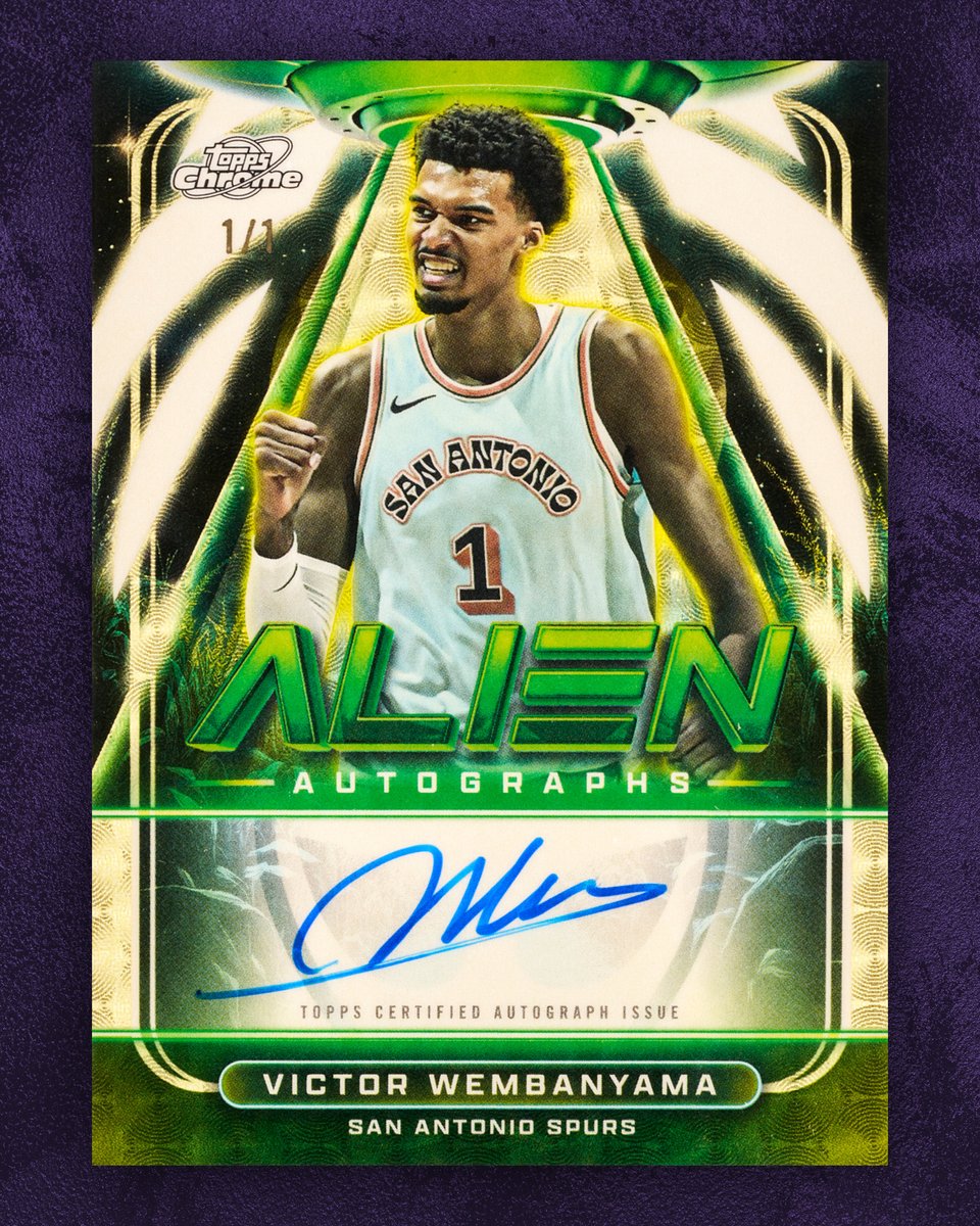 Topps tweet media