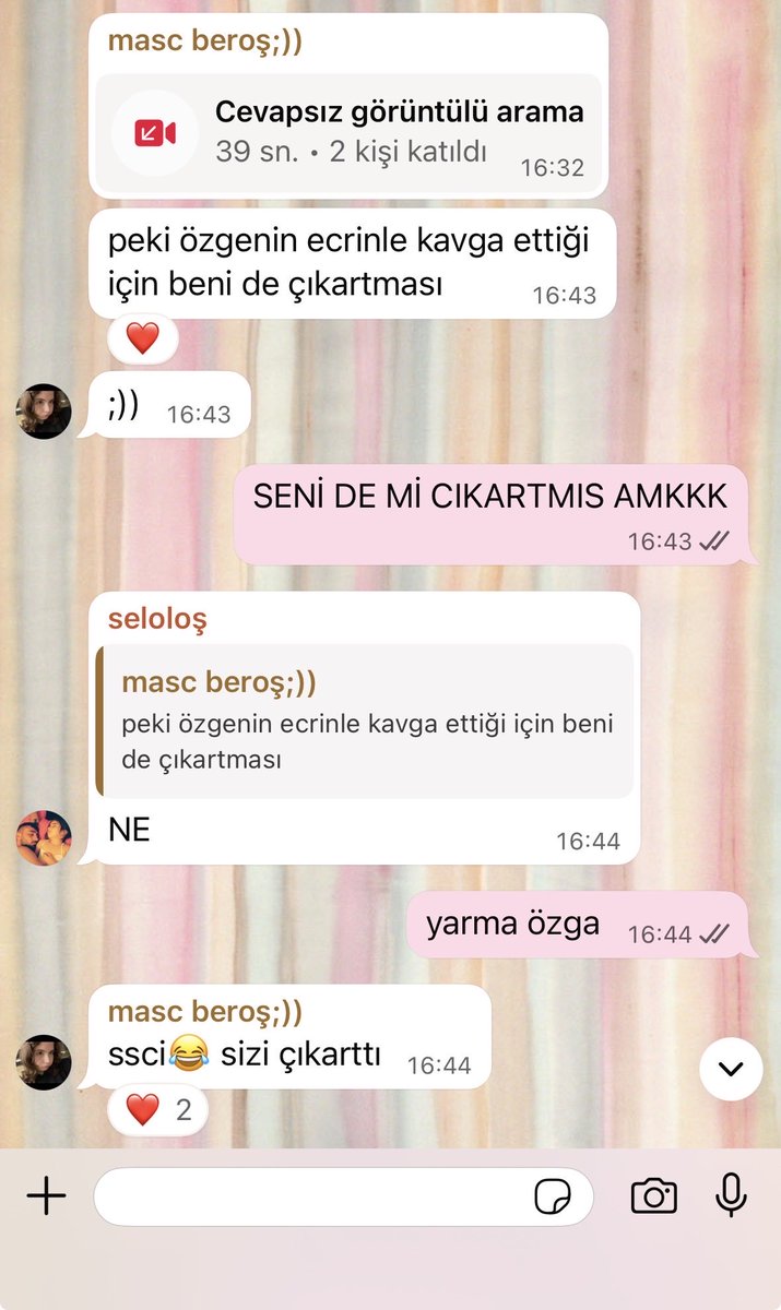 uzi yan car tweet media