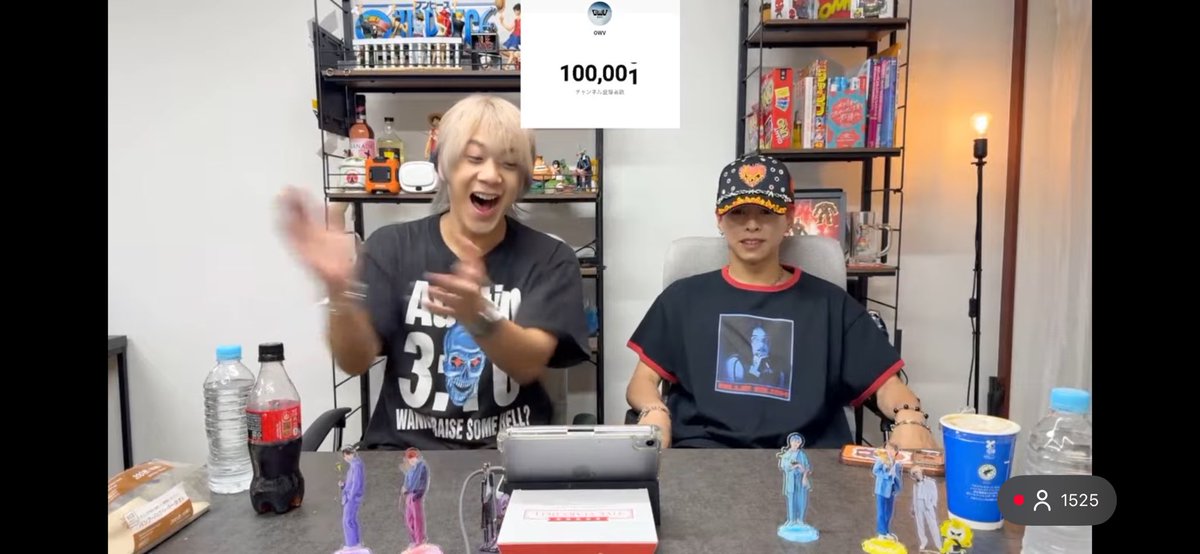 0_0echo_8bit's tweet photo. 嬉しかったな〜‼️‼️💜❤️💙💛🎂
20万人いけるよ‼️絶対いける‼️
またカウントダウンはじめよう‼️
#OWV #OWVチャンネル #OWV_SQUAD 
OWVのYouTubeチャンネル⬇️📺
https://t.co/MFpnehjowD?… https://t.co/77uWtrSb0c