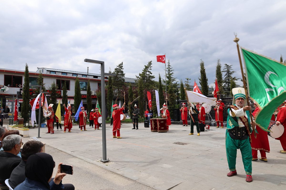 TCsabanozu's tweet photo. 19 Mayıs Atatürk'ü Anma, Gençlik ve Spor Bayramı'nın 107. Yılı İlçemizde Coşkuyla Kutlandı. https://t.co/ztTdoRXx6b