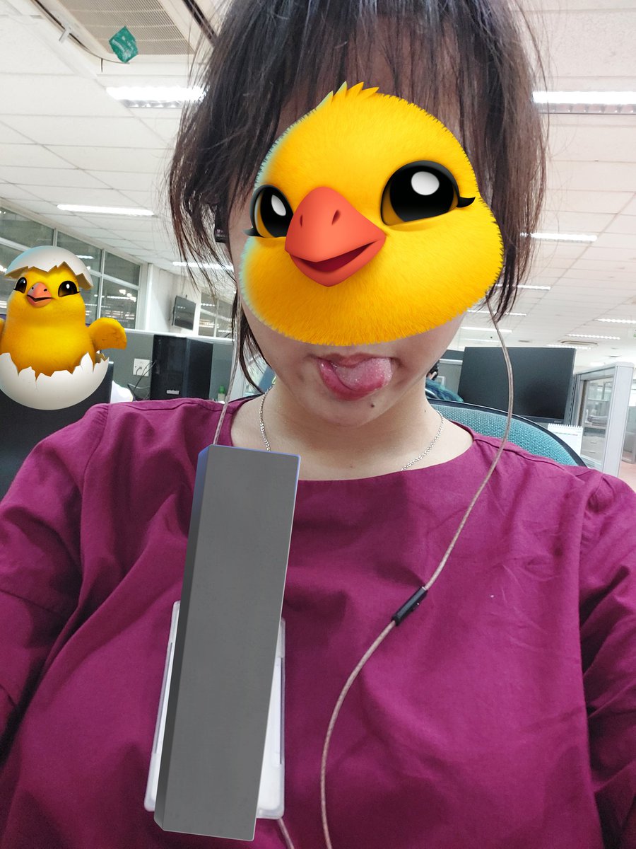 Leora tweet media