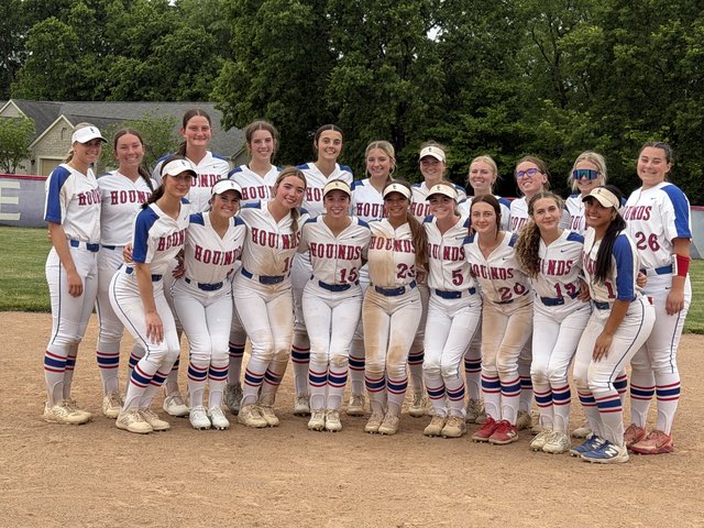 24Tommi's tweet photo. Great team win! On to the next one-District Finals!  ➕2 more home runs and 5 RBIs this game! 
@IowaPremierFP @OliviaPazIPF @PaigeShannonIPF @MaxPreps @los_stuff @SoftbalAmerica @GreyhoundScores @BrianWhite13 https://t.co/lz5ih0vde8