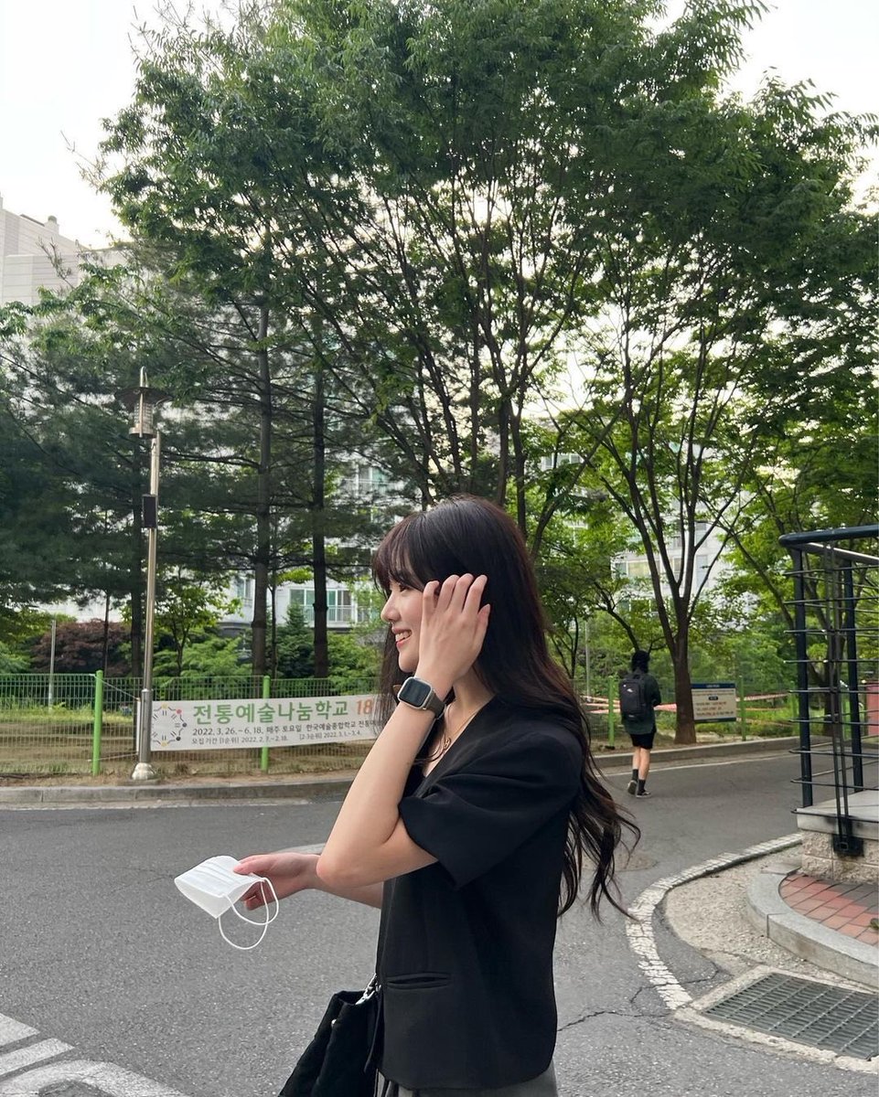 mung415's tweet photo. 여신님이보고계셔.... https://t.co/bXjX9KYJQg
