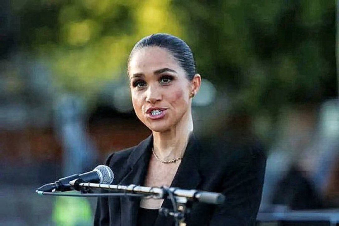 MeghansMole©️ tweet media