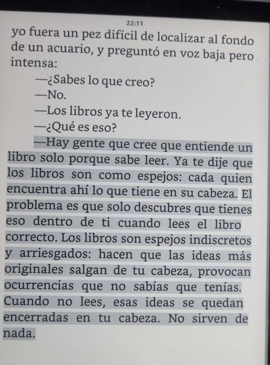 AdrianSussudio's tweet photo. Los libros son espejos indiscretos y arriesgados https://t.co/OGDLb5Blpb