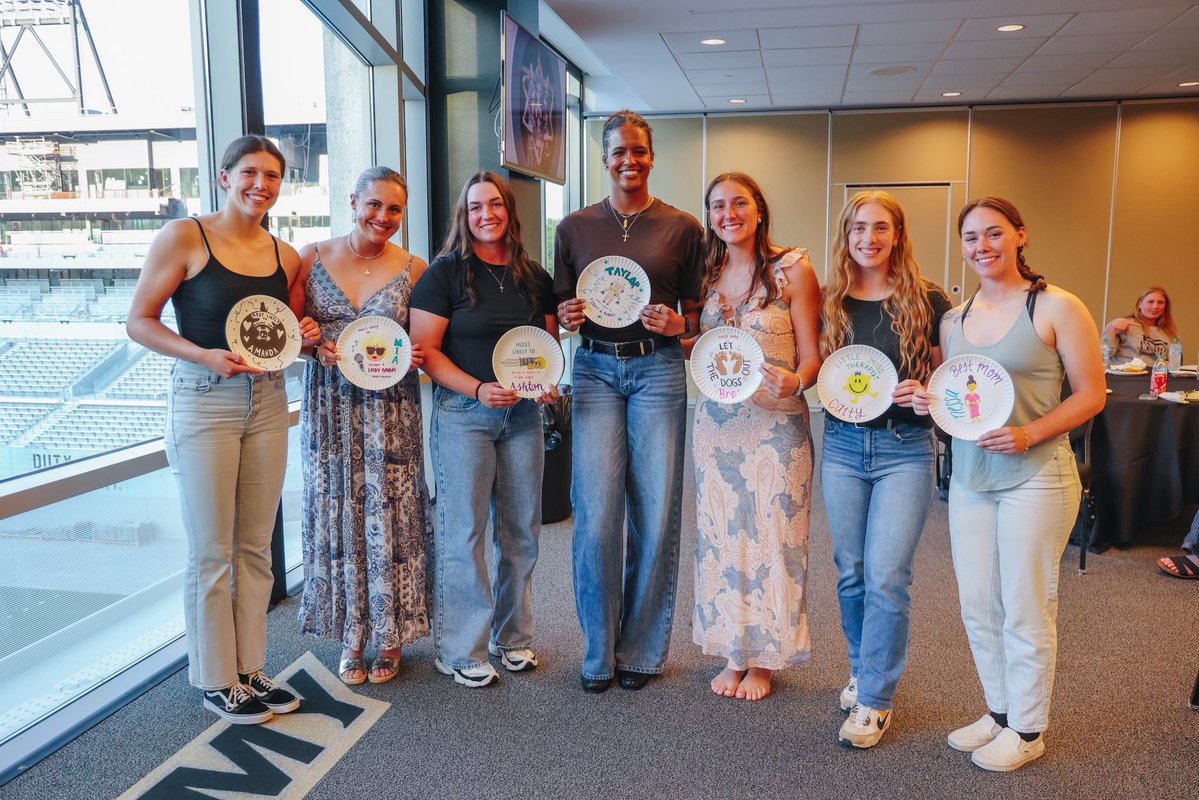 Army Softball tweet media