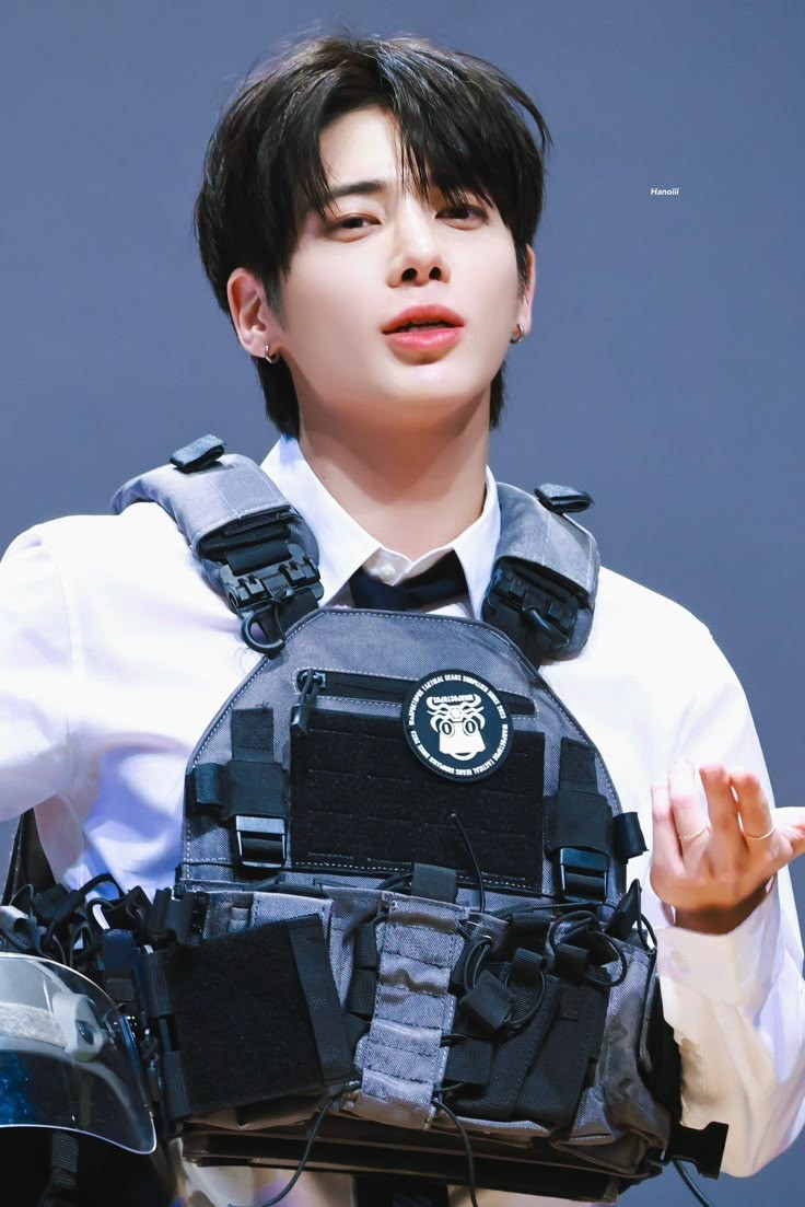 강태현심각하게잘생겼다 tweet media