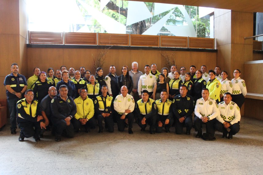 grspartnership's tweet photo. Two impactful days in Mexico City.
On 11 May, we delivered Crash Securing &amp; Investigation Training for SSC first responders. 
On 12 May, a Drink Driving Enforcement Workshop with the Conduce Sin Alcohol team. Stronger enforcement ,safer roads ahead.
#GRSP https://t.co/eI63mL0VNz