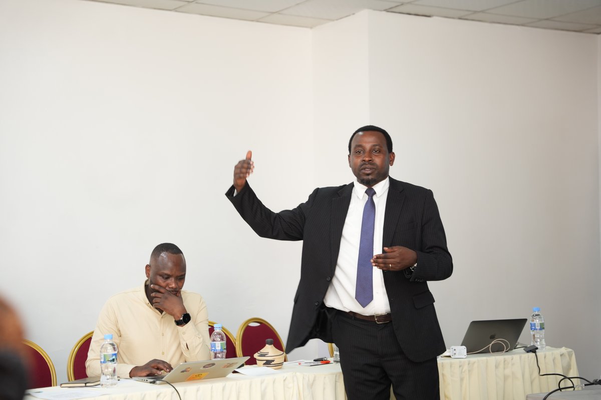 Never Again Rwanda tweet media