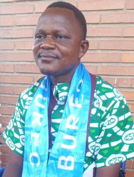 Congonews24cd's tweet photo. *Kasaï Central : Emery Patrick Kapuku accuse Moïse Kambulu d’être un « émissaire » de Jean-Marc Kabund*⬇️ https://t.co/w1UvOYjIx3 https://t.co/TLTiWeiMgo