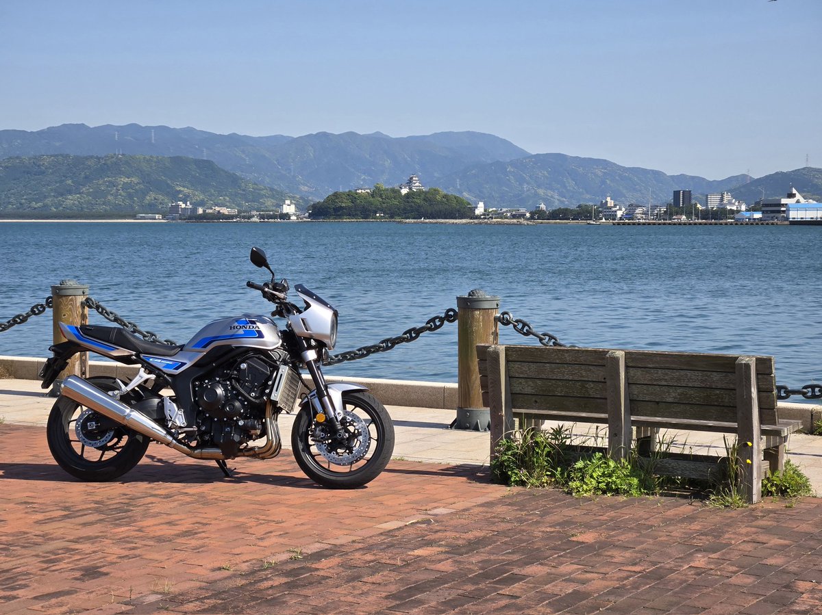 Dmaeda1's tweet photo. 唐津巡り🏍️
#honda 
#cb1000f  
#sc94 https://t.co/w1gikDOkJx