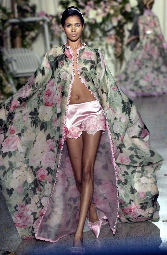 fashionnaires's tweet photo. roberto cavalli s/s 2002 🪷 https://t.co/W3ftIG8q90