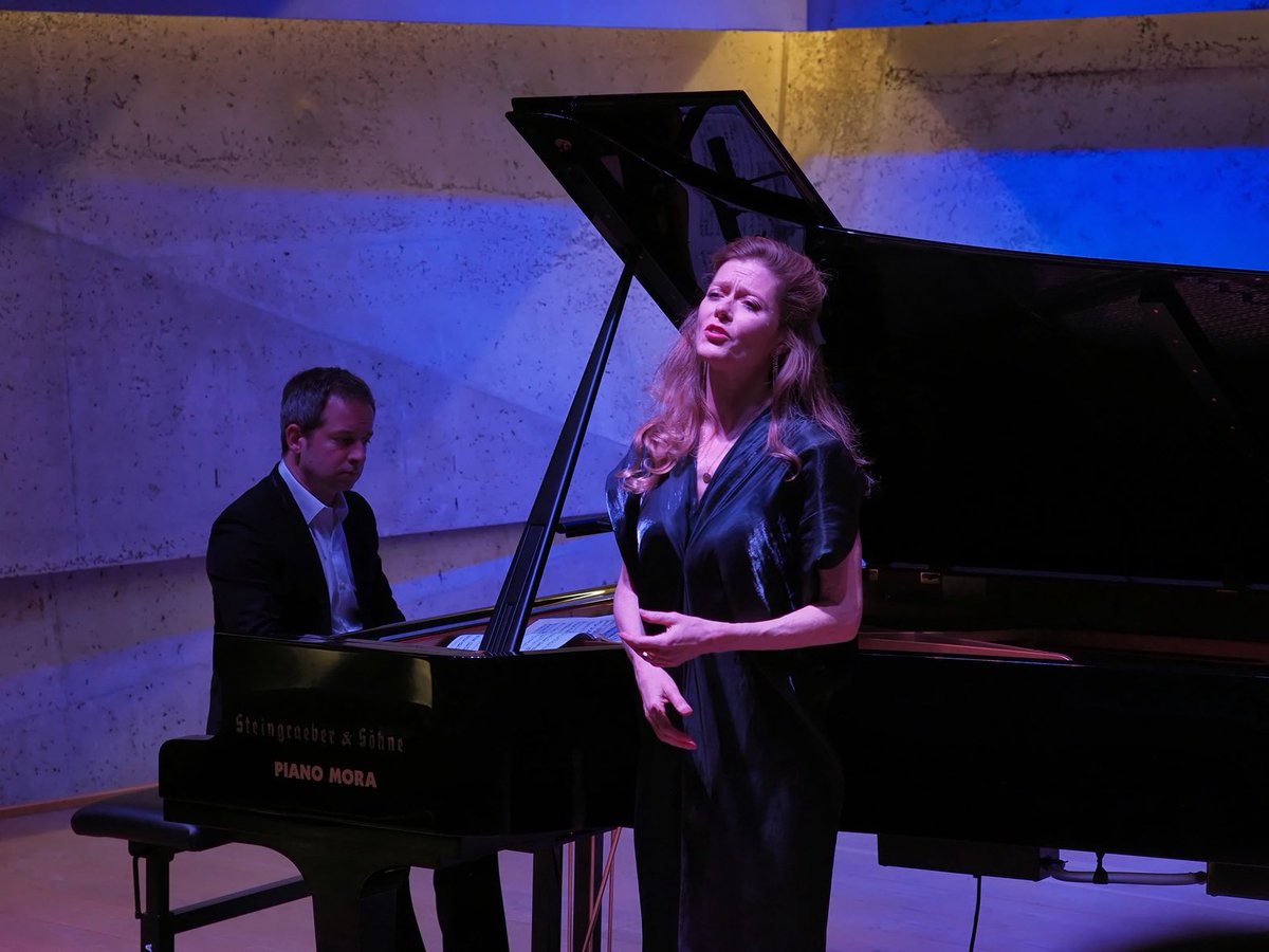 HanniganBarbara's tweet photo. Photos from our concert last night in Blaibach, Germany. 

It was absolutely magical to perform with @ChamayouB in this extraordinary dream of a concert hall, in the middle of the forest in Oberbayern. Thank you to everyone who made us feel so welcome!

📸:©JM Koch https://t.co/kohVEsytLG