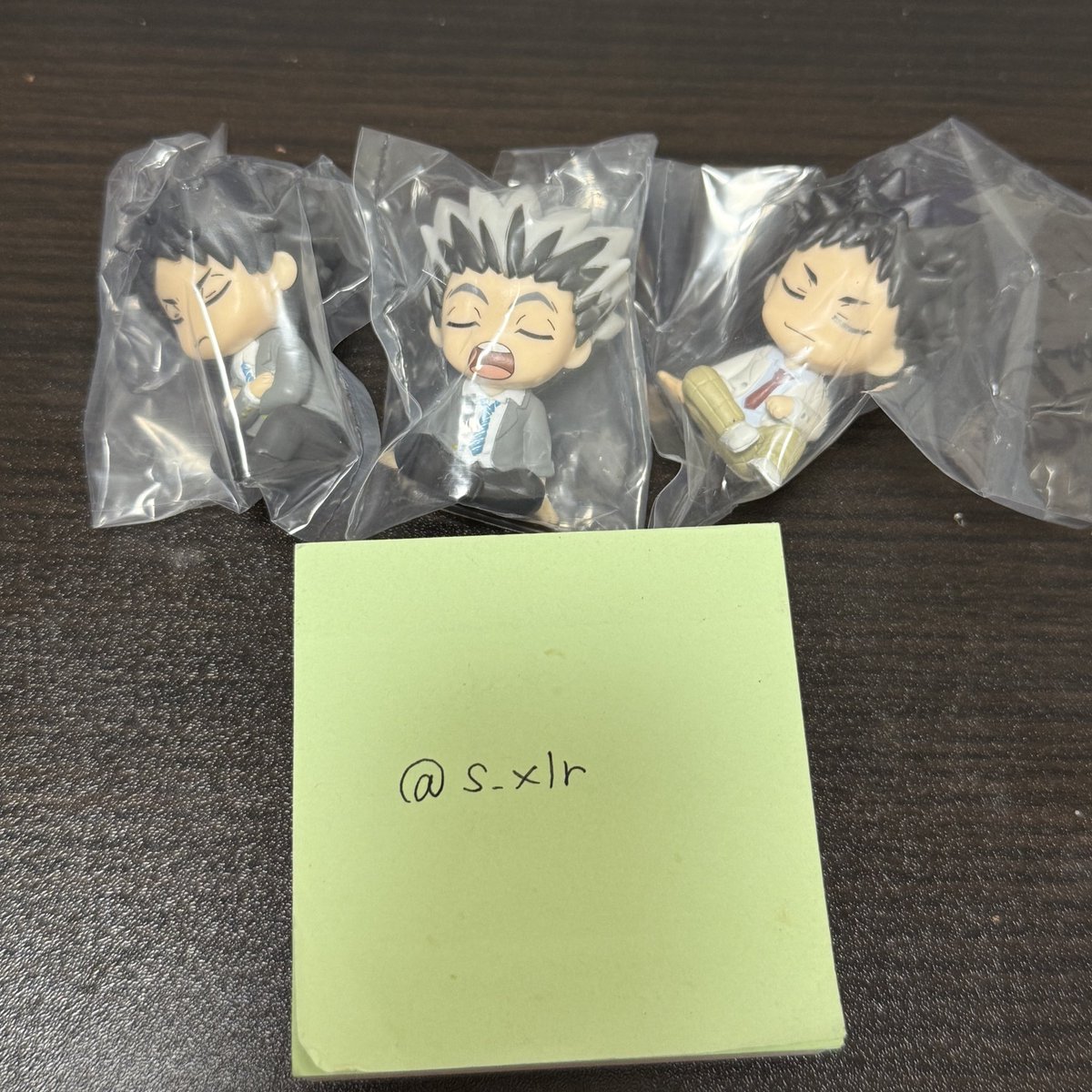 s_xlr's tweet photo. 【交換】ハイキュー‼︎ 肩ズンFig. 制服　青葉城西・梟谷学園

［譲］岩泉一　木兎光太郎　赤葦京治

［求］及川徹

交換は都内手渡しのみ
譲渡の場合は2個以上〜、郵送可

検索からお気軽にお声がけください https://t.co/Z6CaSG1SWO