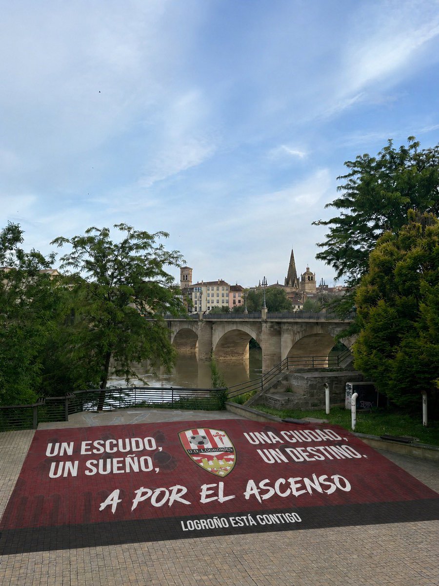 MazaFraile76's tweet photo. Un escudo, un sueño.
Una ciudad, un destino.
¡A POR EL ASCENSO!
@UDLogrones https://t.co/YtXQ7Nrbos