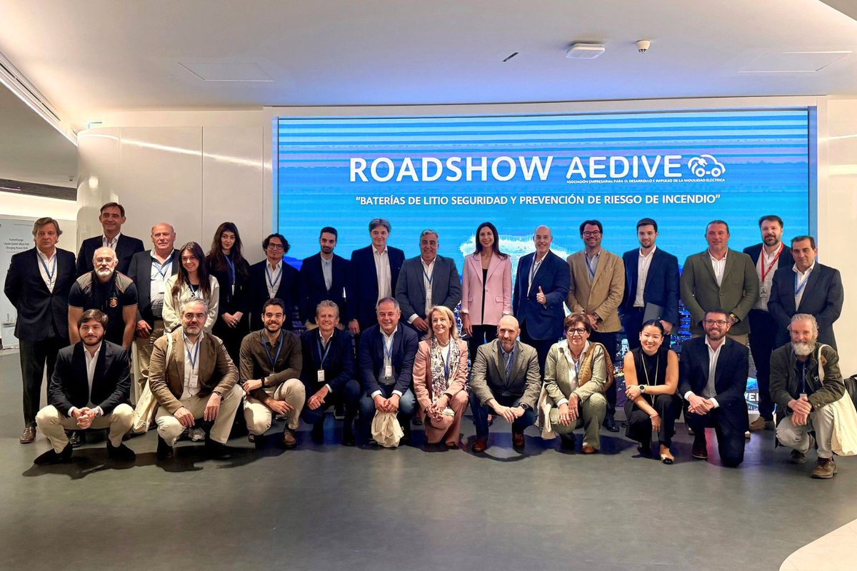 AEDIVE tweet media