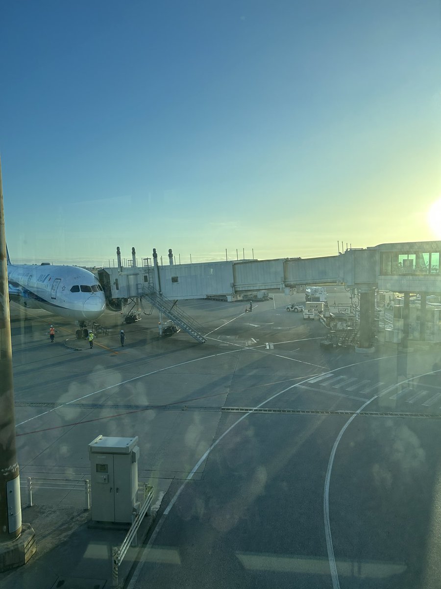 BK20004's tweet photo. 沖縄滞在約10時間これから東京へ https://t.co/JAKX0qco9E