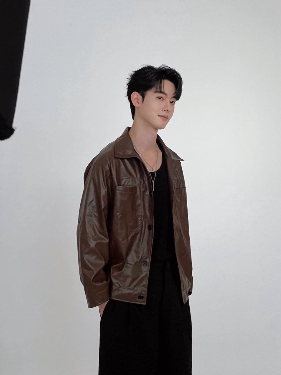 Surachetop tweet media