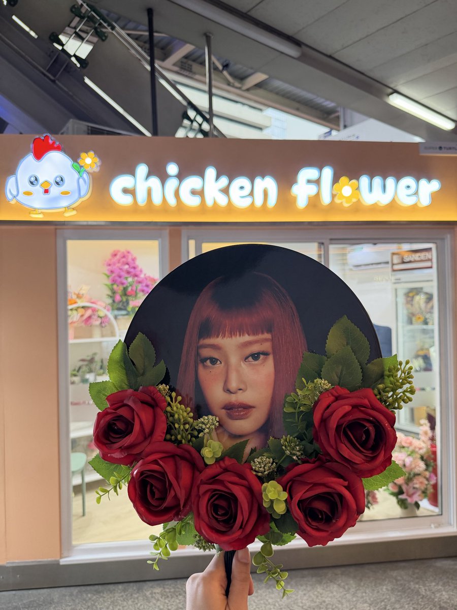 chickenflower tweet media