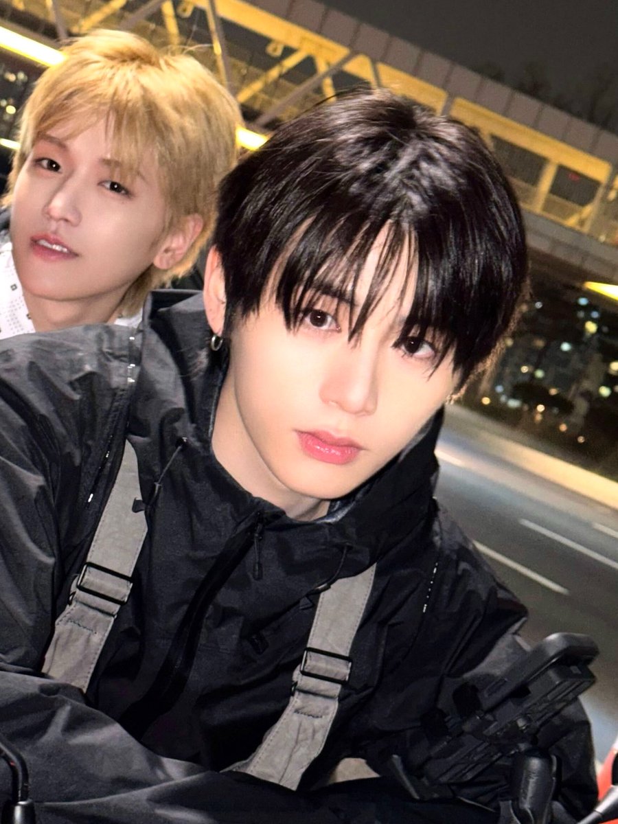 둥 tweet media