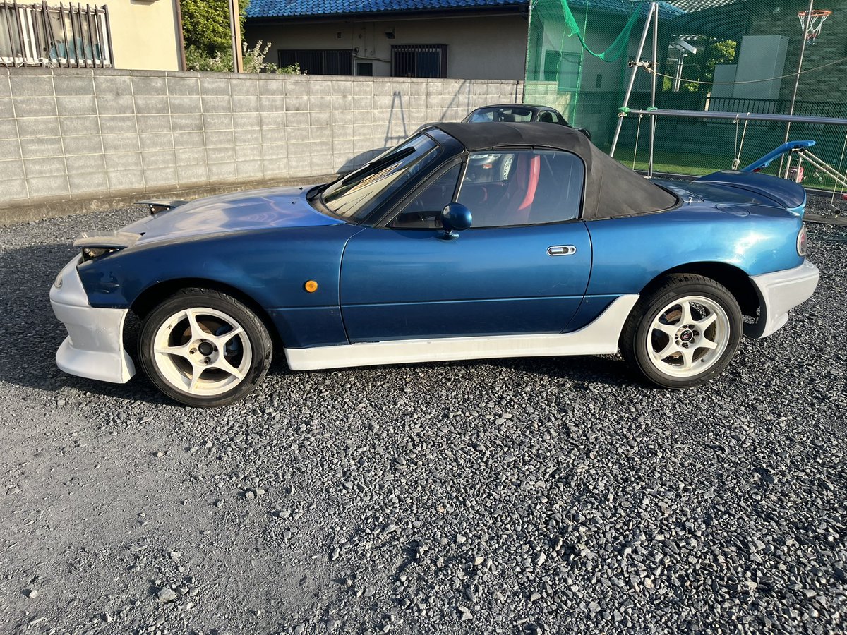 sukainisan's tweet photo. #ロードスター 
#車売ります
70万で即決しますって人がバックれたので。
70万に値下げします。欲しい方いますか？ https://t.co/oSFjeE4eWR