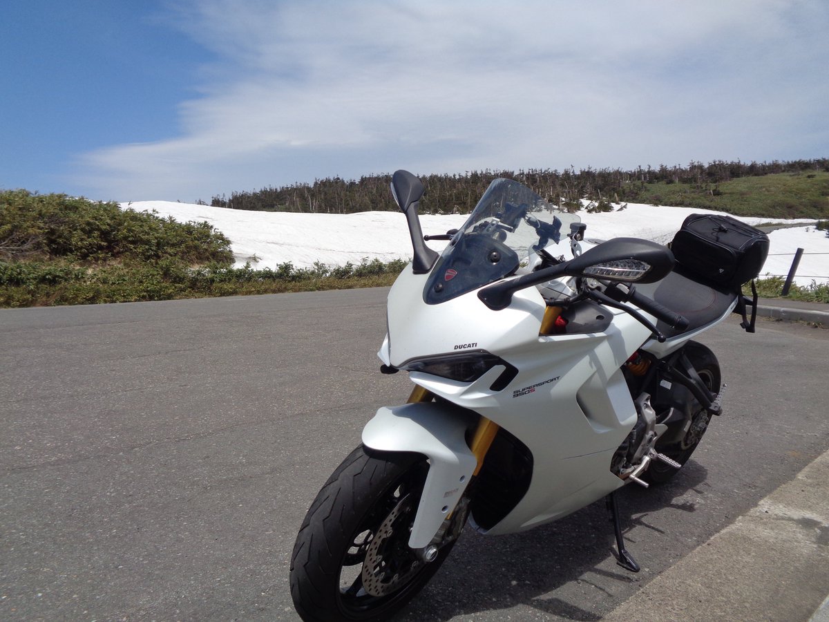 Accel01_pso2's tweet photo. 休みとって八幡平までツーリングに行ってきました
納車してから２週間、走行距離１０００ｋｍ行きました！
＃ツーリング　
＃バイク好きと繋がりたい
＃Ducati https://t.co/Tv0GcZYPaz