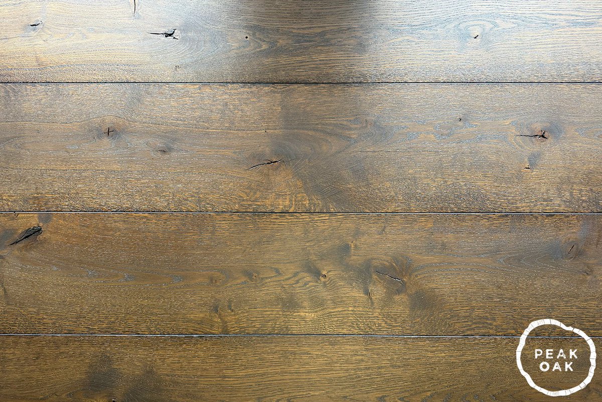 peakoak's tweet photo. A few weeks ago we shared this same floor in mixed widths - this time it’s shown in all wide planks!

Same distressed European engineered oak, same shifting tones, but a slightly calmer look across the room. https://t.co/mP3FDfhi9o