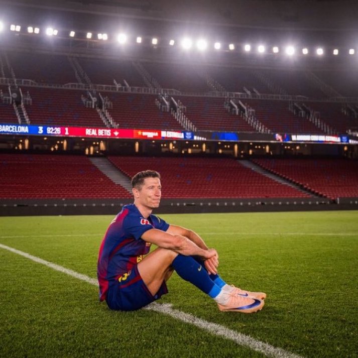 Somhiseremfcb's tweet photo. Robert Lewandowski tiene la intención de vivir en Barcelona después de su retiro.

[Vía @mundodeportivo] https://t.co/VlwnEJ5Zoi