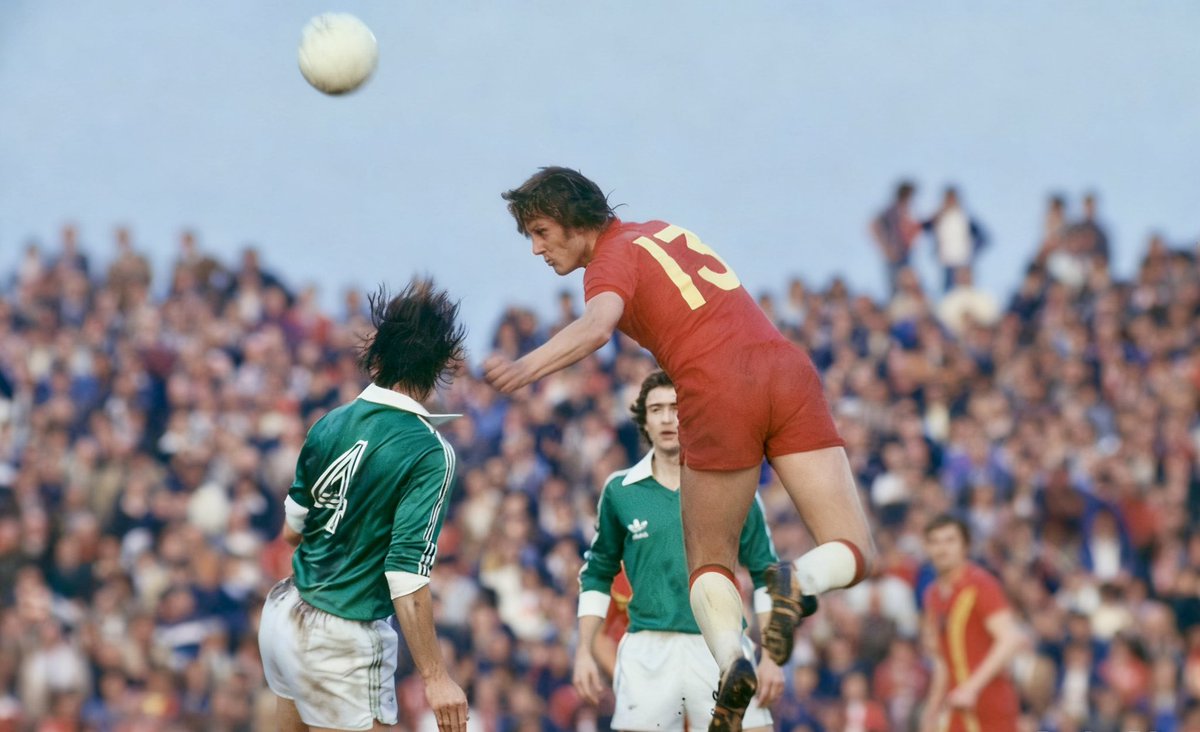 78Spirit's tweet photo. #OTD in 1978 at the real home of Welsh football
Wales 1 - N.Ireland 0
Goal scored (penalty) by Nick Deacy of PSV Eindhoven
#RacecourseGround
#Wrexham https://t.co/xnNTtuJHmF