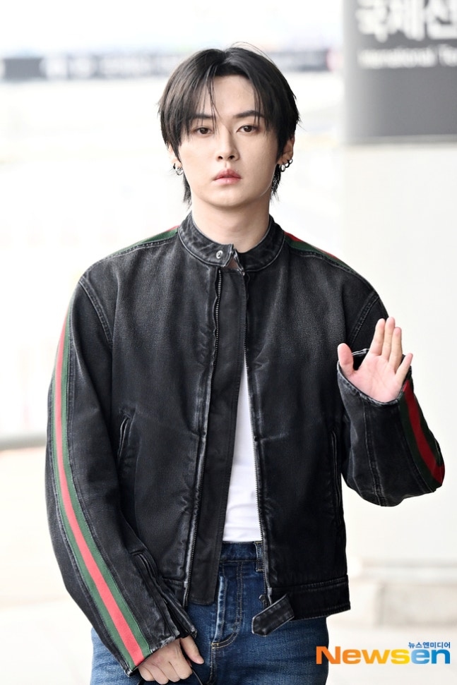 Kstyle_news's tweet photo. 【PHOTO】Stray Kids リノ、スケジュールのため日本へ！爽やかなビジュアル
https://t.co/jgC1Zve6x4 https://t.co/bsSX5oTyKR