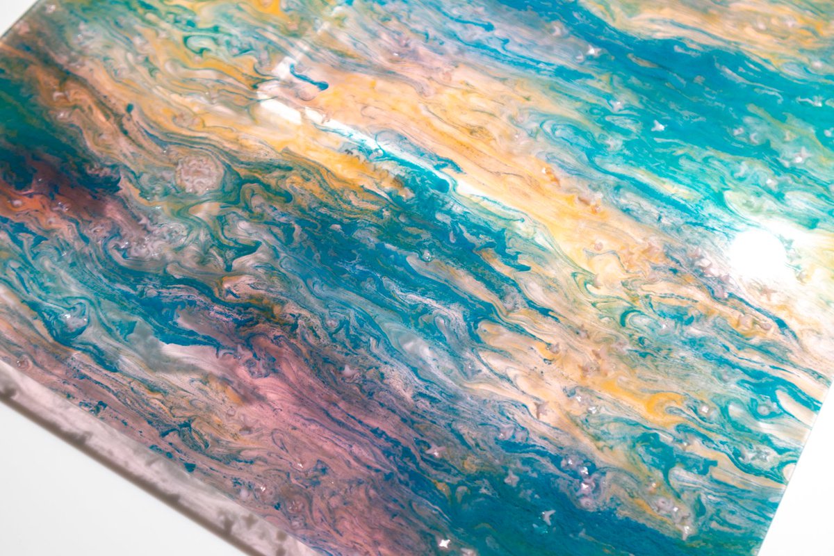 miyuki_acryl's tweet photo. 【サツキサイダー】
光に透かすと白い星が浮かぶアクリル板を作りました🫧

300ｍｍ×300ｍｍ 3mm厚
2026.5.23(土)　店舗にて発売

TOKYO ACRYL:アクリル加工の三幸のオリジナルのアクリル板ブランド https://t.co/rFbVqwIeBB